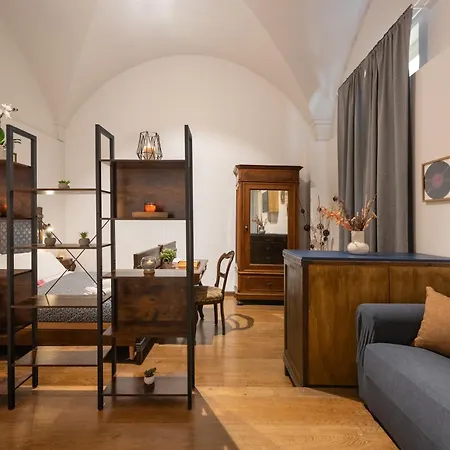 Divina Maison *